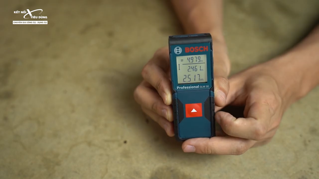 Bosch GLM 30 với mức gi&aacute; hấp dẫn sẽ l&agrave; một sự chọn lựa cực kỳ ph&ugrave; hợp cho nhiều Anh Em