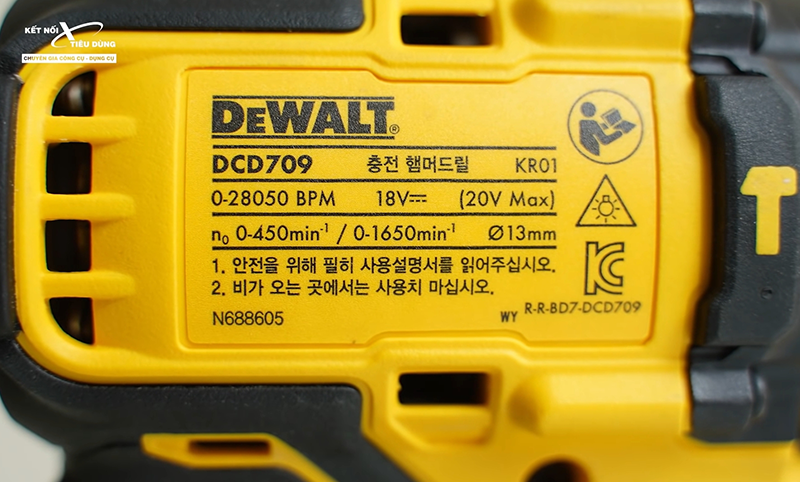 may-khoan-dung-pin-DeWalt-DCD709P1-18V
