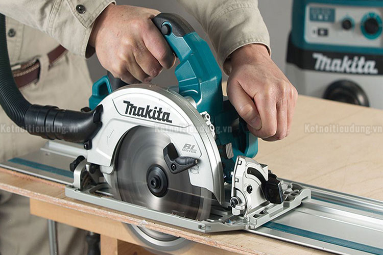 Máy cưa đĩa dùng Pin 18Vx2 Makita DHS783Z 185mm (Chưa Pin & Sạc)
