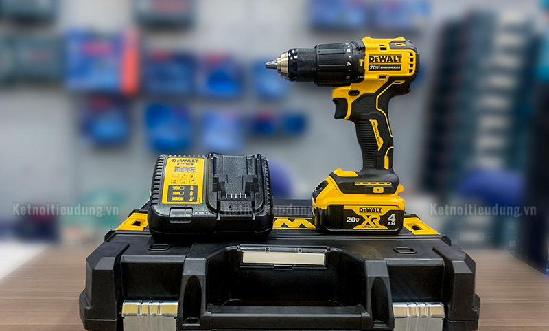 May-khoan-dong-luc-dung-pin-DeWalt-DCD709M1-20V
