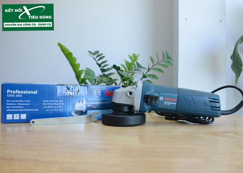 Cách để biết đâu là máy mài góc Bosch GWS 060 thật và giả
