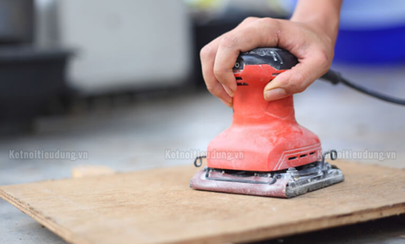 Hướng Dẫn Anh Em C&aacute;ch Sử Dụng M&aacute;y Ch&agrave; Nh&aacute;m Gỗ An To&agrave;n V&agrave; Hiệu Quả