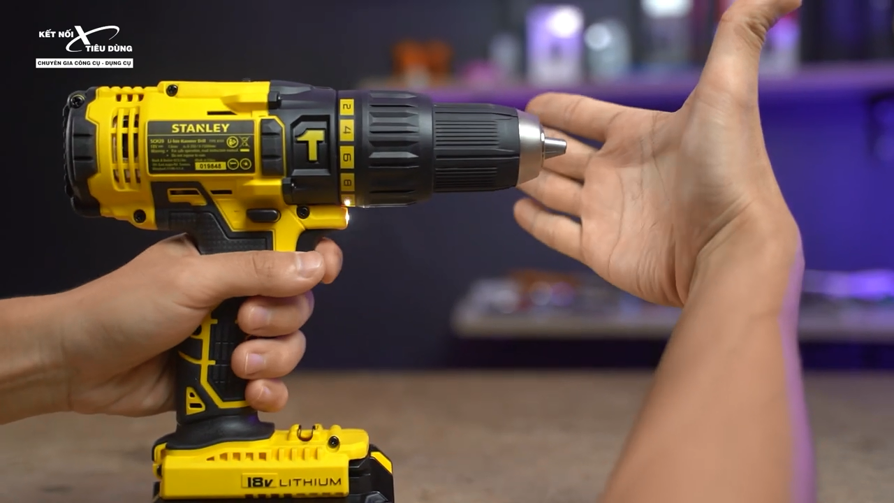 Sản phẩm c&oacute; mức gi&aacute; dễ chịu hơn so với những con m&aacute;y khoan pin kh&aacute;c tr&ecirc;n thị trường