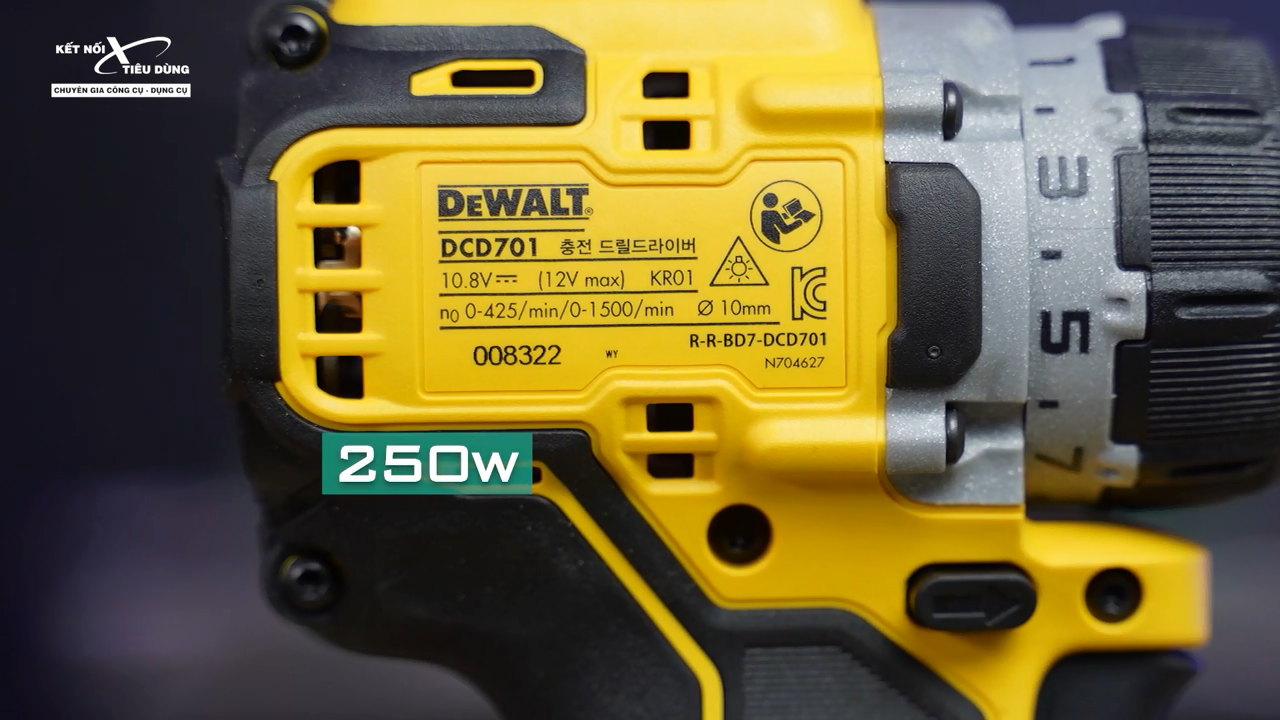 Dewalt DCD 701 l&agrave; một con m&aacute;y cực mạnh của Dewalt với những th&ocirc;ng số kỹ thuật ấn tượng