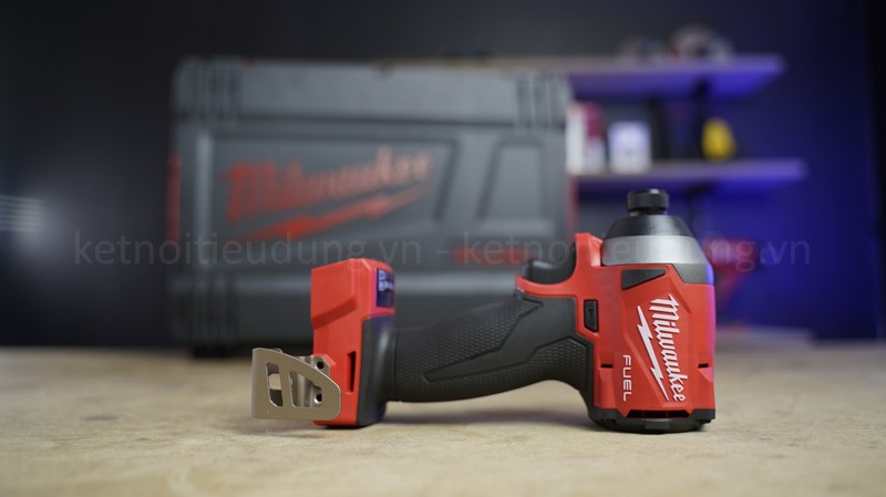 M&aacute;y bắt v&iacute;t Milwaukee M18 FID2 sử dụng cơ chế mở tự động cho hiệu suất hoạt động mạnh mẽ