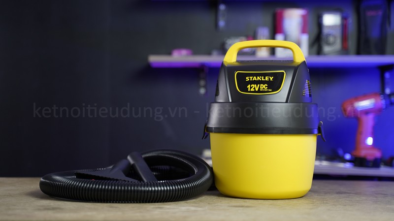 Thiết kế th&acirc;n m&aacute;y nhỏ gọn, v&ocirc; c&ugrave;ng cứng c&aacute;p gi&uacute;p tăng khả năng l&agrave;m sạch bụi bẩn ở kh&ocirc;ng gian hẹp