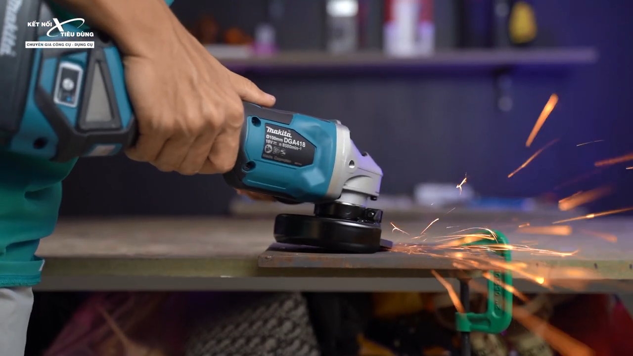 Mua m&aacute;y m&agrave;i g&oacute;c pin 18V Makita DGA418 ch&iacute;nh h&atilde;ng gi&aacute; tốt ở đ&acirc;u?