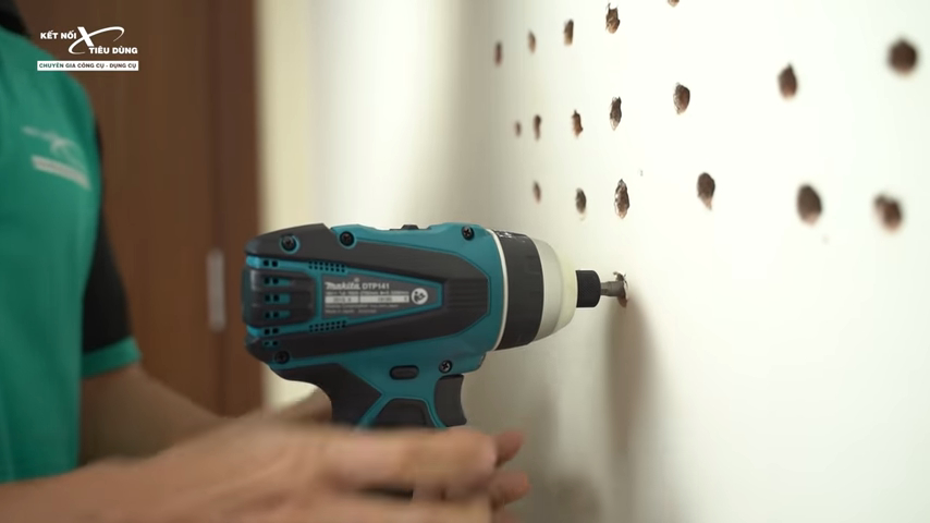 Mua m&aacute;y vặn v&iacute;t Makita DTP141 ch&iacute;nh h&atilde;ng, gi&aacute; tốt ở đ&acirc;u?