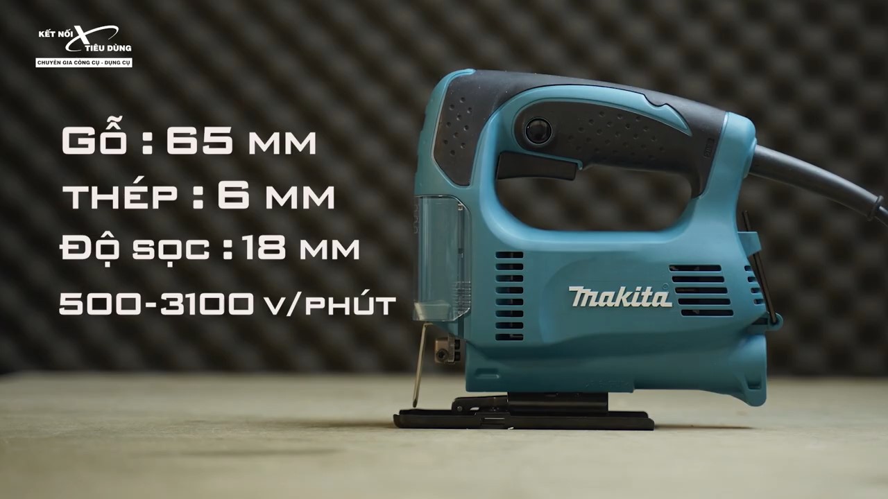 M&aacute;y cưa Makita 4327 được thiết kế theo ti&ecirc;u chuẩn Nhật Bản với c&ocirc;ng suất mạnh mẽ