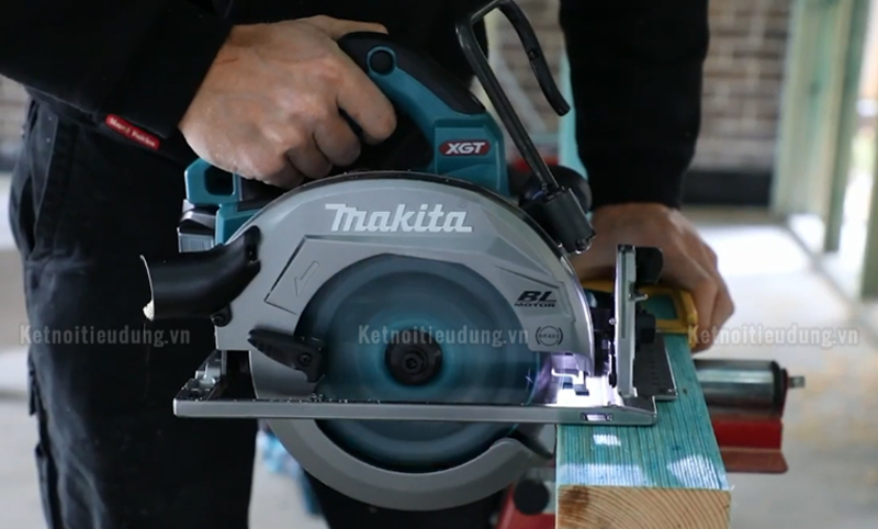 Máy cưa đĩa dùng pin 40V Makita HS003GZ 185mm