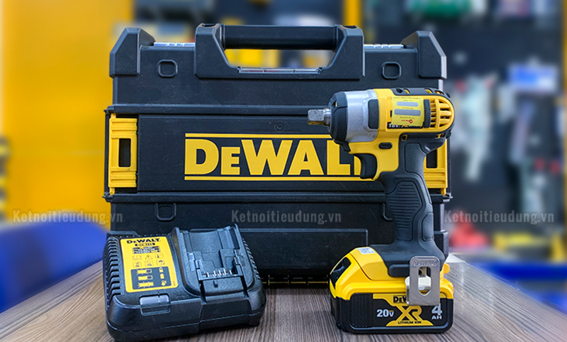 máy vặn bu lông dùng pin 18V Dewalt DCF880M1