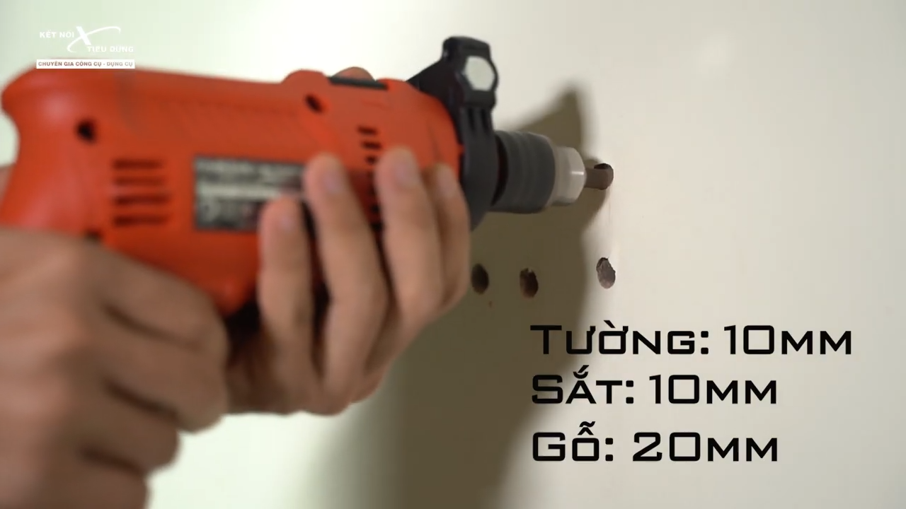 Khả năng khoan đục rất ấn tượng của sản phẩm m&aacute;y khoan Maktec MT60A