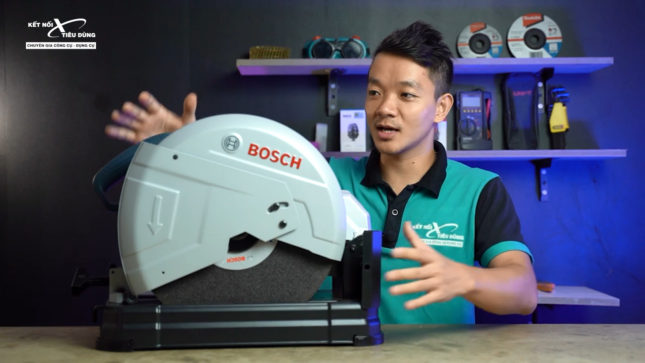 M&aacute;y cắt sắt Bosch GCO 220 với nhiều cải tiến v&agrave; t&iacute;nh năng hiện đại ứng dụng trong việc cưa cắt vật liệu c&ocirc;ng nghiệp