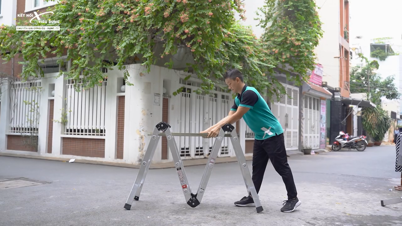 Thang nh&ocirc;m PAL gấp dạng chữ M
