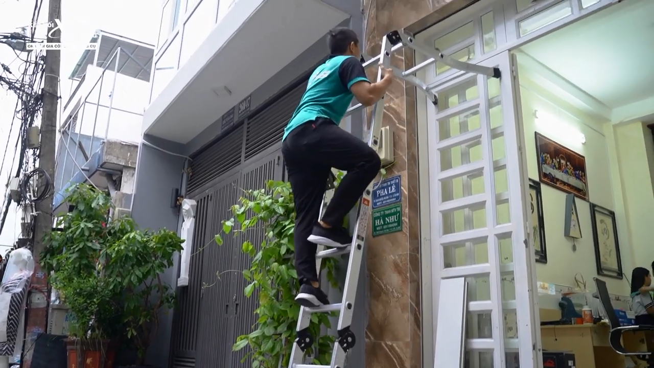thang gấp dạng chữ L