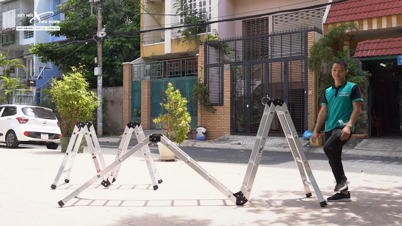 Thang PAL B6-125 gấp h&igrave;nh z&iacute;ch zắc