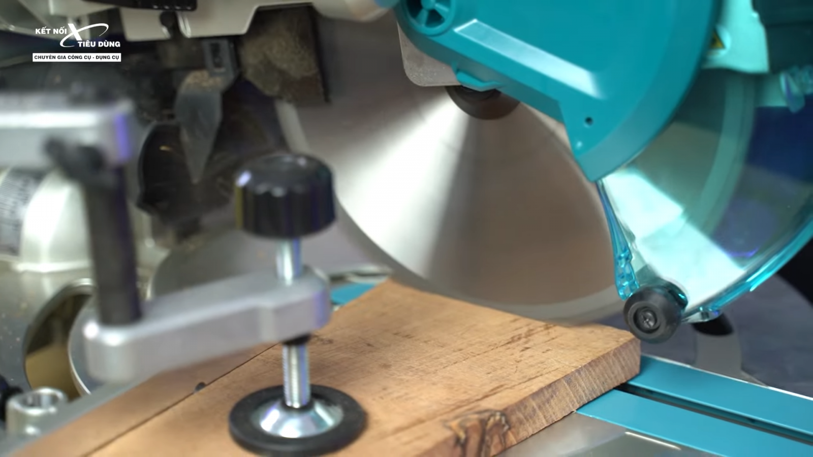Cách căn chỉnh máy cưa gỗ Makita LS1019L chuẩn nhất, cắt hết bị lệch và sai góc