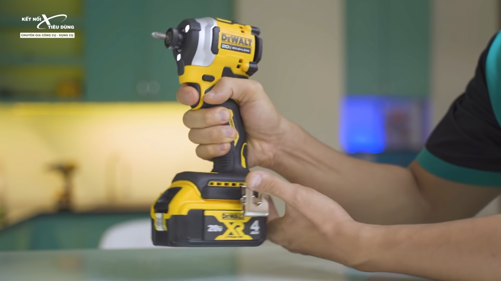 danh-gia-may-ban-vit-dewalt-dcf850-sieu-hot-co-manh-me-nhu-loi-don-13