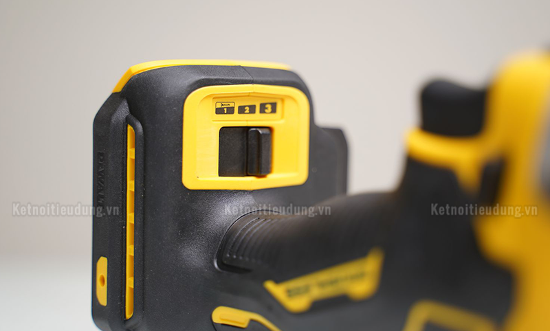 Máy vặn vít dùng pin 20V Dewalt DCF850N-KR