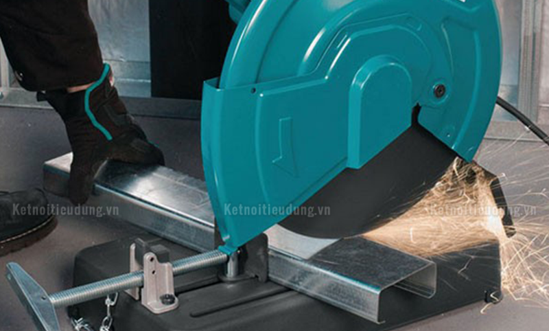 Mẹo giúp cắt sắt thép nhanh chóng và an toàn hơn