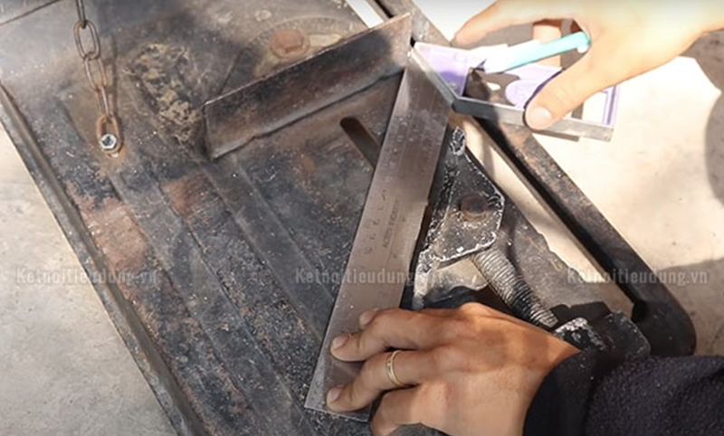 Mẹo gi&uacute;p cắt sắt th&eacute;p nhanh ch&oacute;ng v&agrave; an to&agrave;n hơn