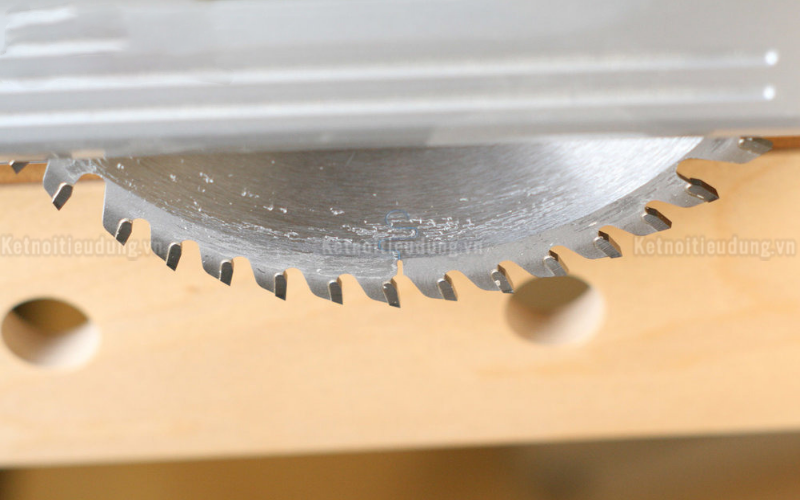 review-chi-tiet-may-cua-dia-makita-sp6000-6