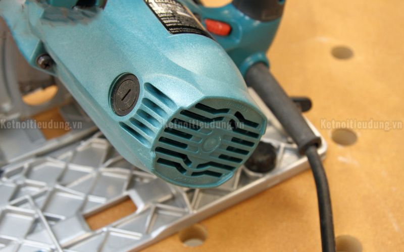 review-chi-tiet-may-cua-dia-makita-sp6000-8