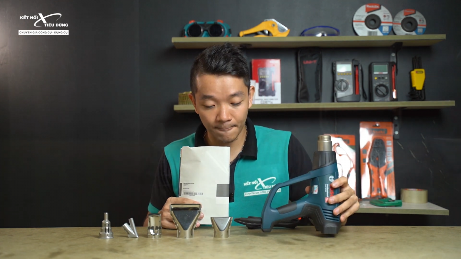 Review m&aacute;y thổi n&oacute;ng hiển thị nhiệt độ ch&iacute;nh x&aacute;c, cực nhiều t&iacute;nh năng - Bosch GHG 20-63