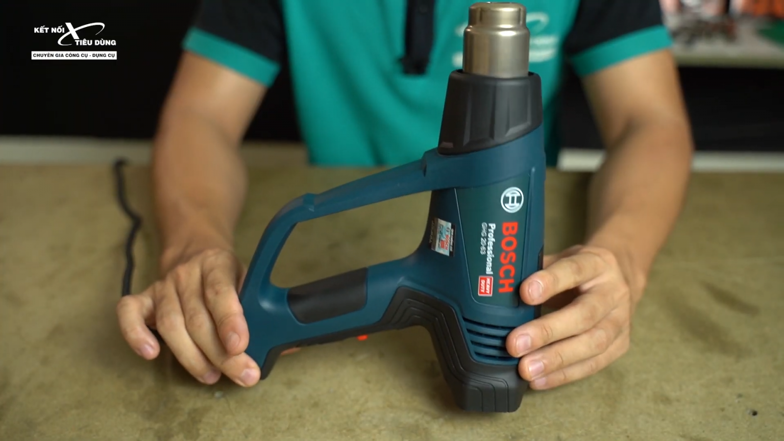 Review m&aacute;y thổi n&oacute;ng hiển thị nhiệt độ ch&iacute;nh x&aacute;c, cực nhiều t&iacute;nh năng - Bosch GHG 20-63